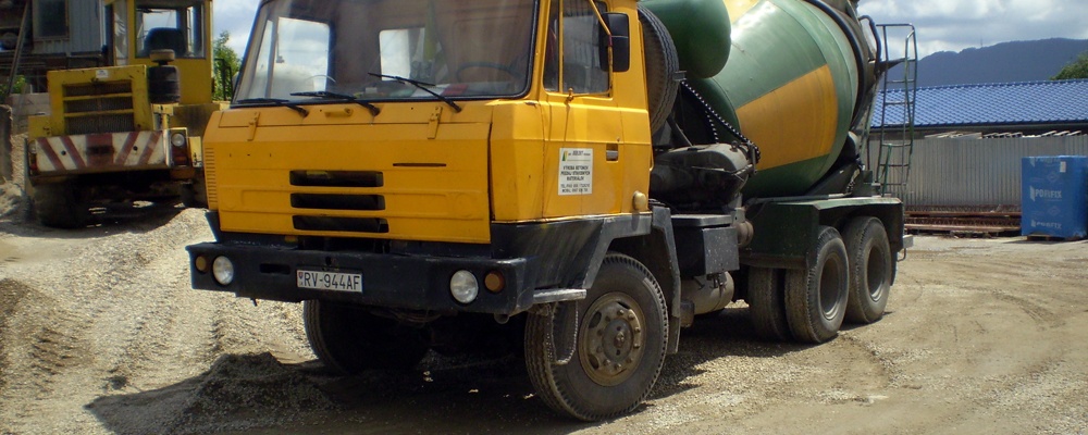 Doprava - Tatra 815 domiešavač